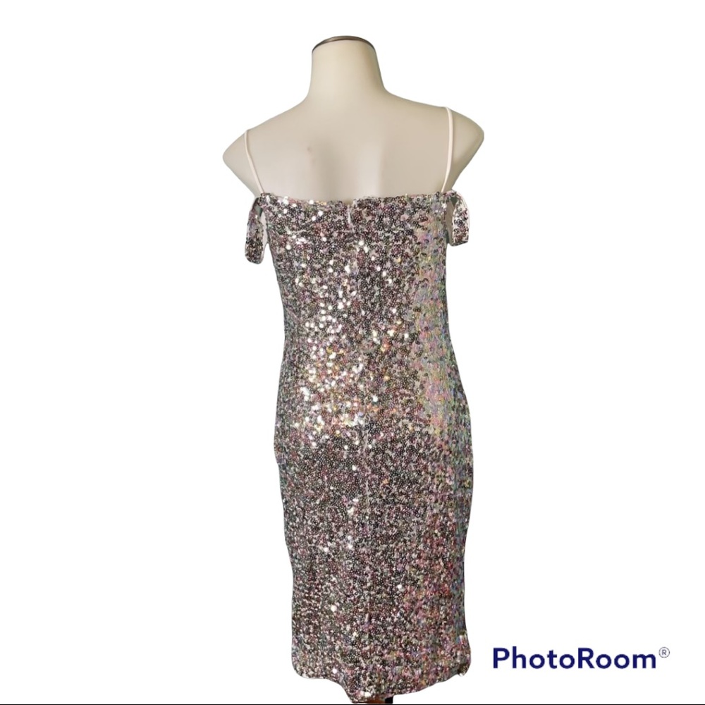 NWOT Chicme Allover Sequins Sleeveless Mesh Patch Dress Small - Picture 3 of 4